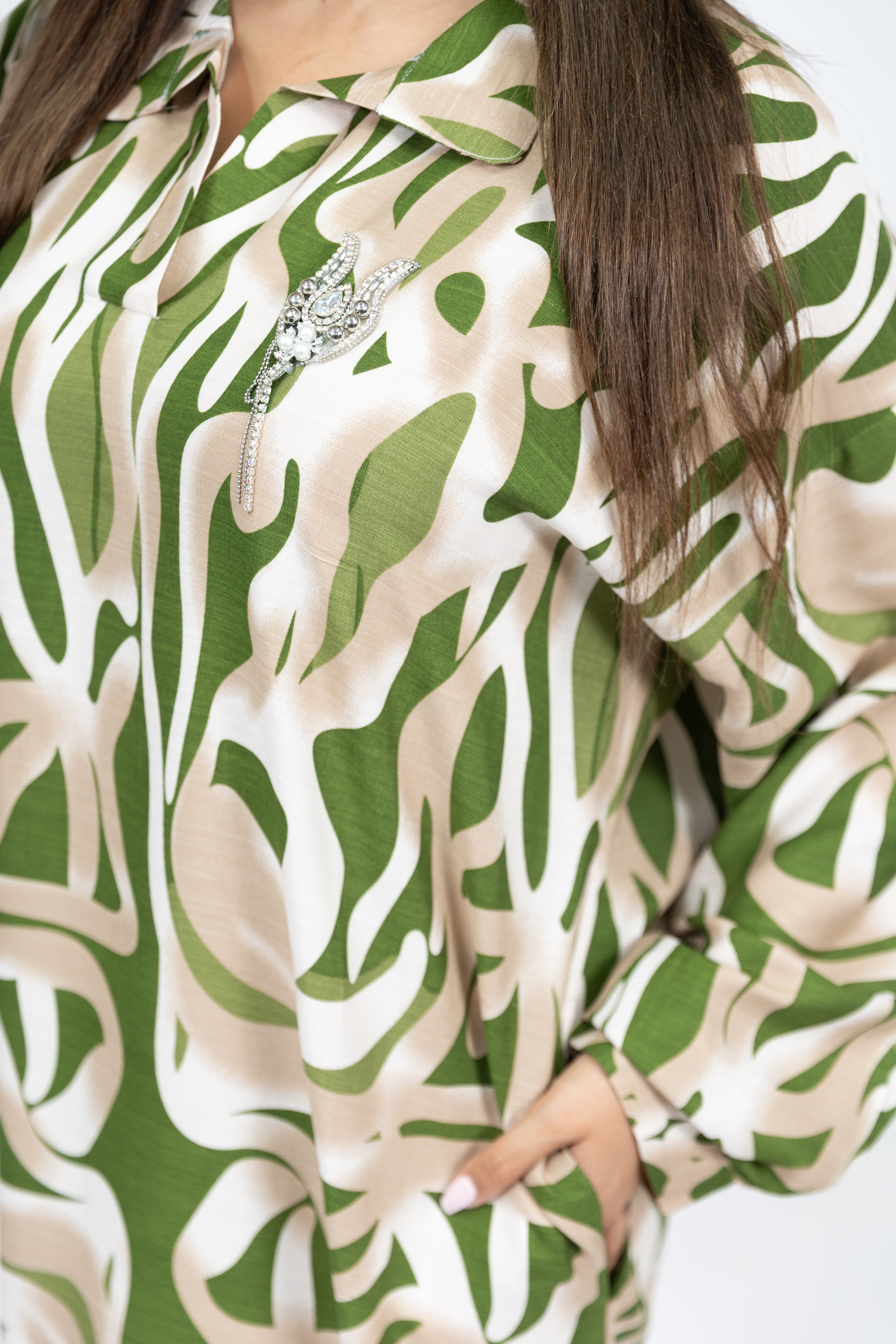 فستان "زينة" بياقة قميص